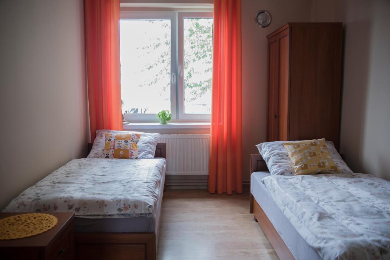 Aparthotel Pod Kogucikiem Krzyzanowice Exterior foto