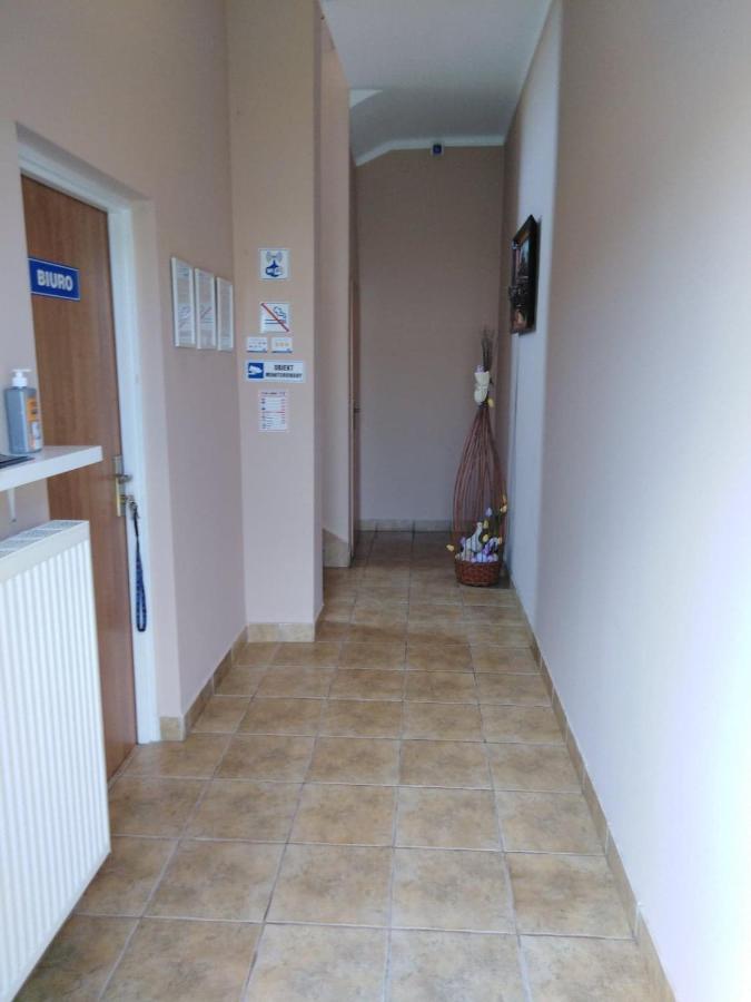Aparthotel Pod Kogucikiem Krzyzanowice Exterior foto